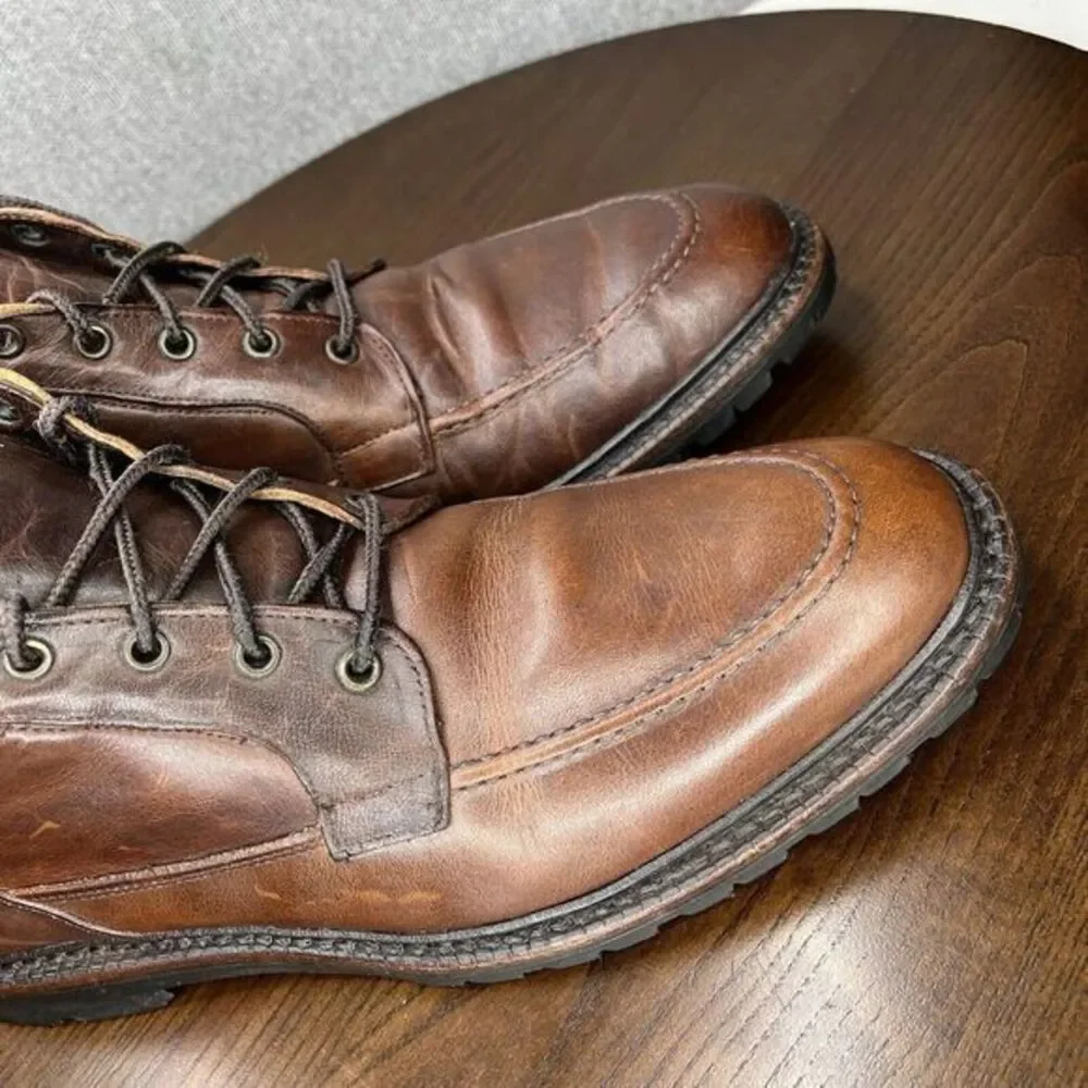Allen Edmonds Cascade Chukka Boots‎ Men's 9.5B Brown Leather Vibram Moc Toe 6164